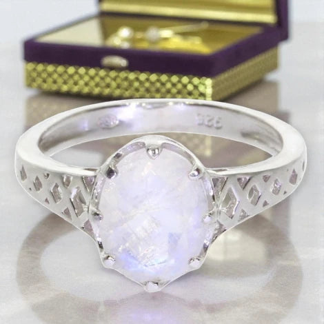 Bague ajustable goutte en pierre de lune, finition dorée, féminine et raffinée