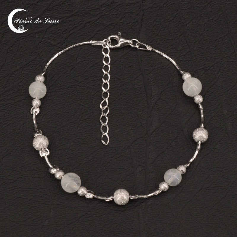 Bracelet femme ajustable (Capucine) en argent rhodié et 4 Pierres de Lune 6mm (17+4cm).