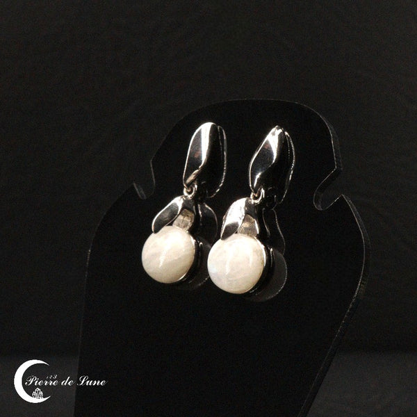 Boucles d'oreilles (Crystalline) avec pierre de lune naturelle de 10mm, design délicat