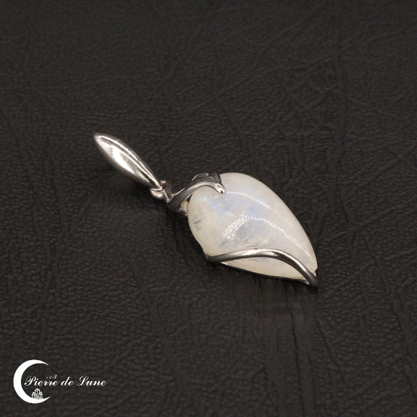 Bijou femme : Pendentif Pierre de Lune (Flamme) goutte, design unique et spirituel en argent 925