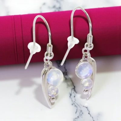Boucles d’oreilles dormeuses en pierre de lune, argent 925, confort et élégance