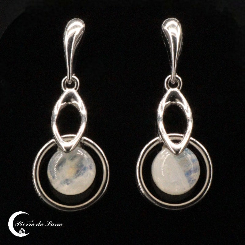 Boucles d'oreilles Pierre de Lune (Althéas) en argent rhodié, vue de face