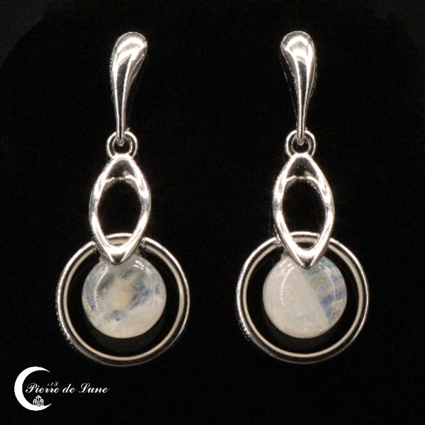 Boucles d'oreilles Pierre de Lune (Althéas) en argent rhodié, vue de face