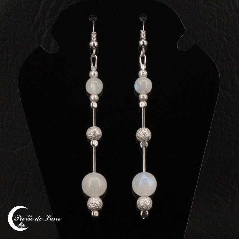 Paire de Boucles d'oreilles Pierre de Lune (Perle) avec double sphère de 6mm et 8mm en argent.