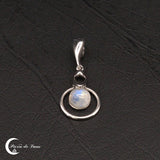 Bijou femme pendentif (Léto) avec Pierre de Lune blanche ronde et monture argent fin