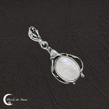 Pendentif argent 925 et pierre de lune modèle (Melpomène) - vue d'angle