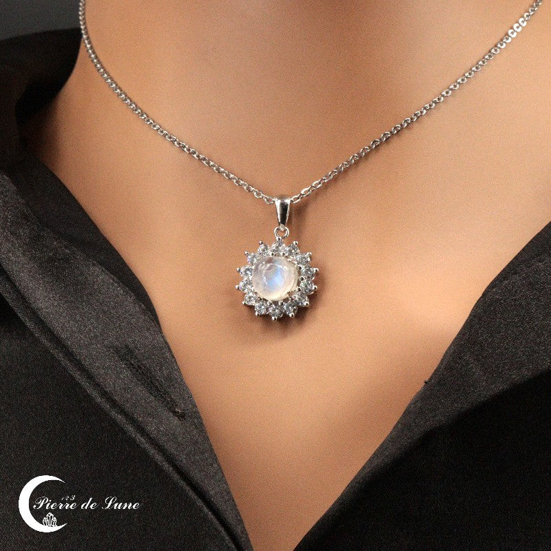 Présentation du cabochon rond de la pierre naturelle, pendentif (Jasmine)