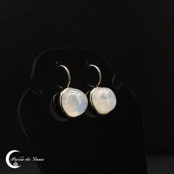 Paire de Boucles d'oreilles Pierre de Lune (Daphné) au design élégant